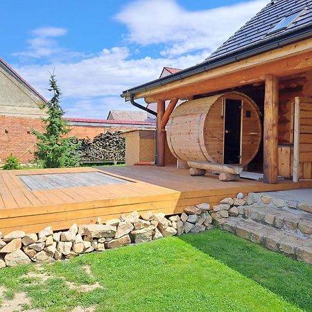 Wellness Srub U Holubu Villa Malsice ภายนอก รูปภาพ