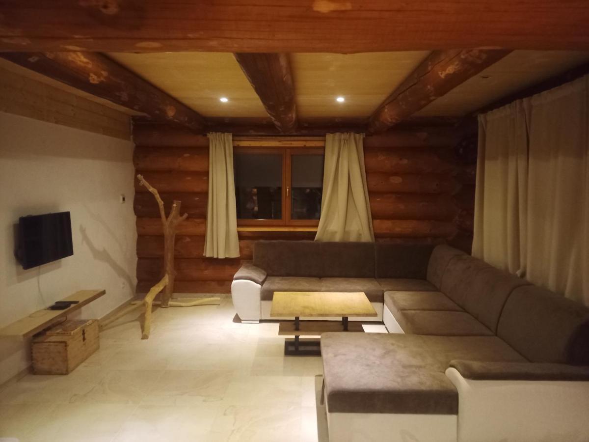 Wellness Srub U Holubu Villa Malsice ภายนอก รูปภาพ